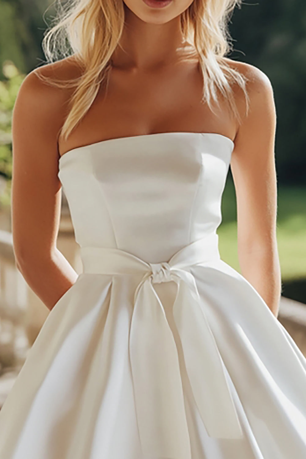White A-Line Satin Strapless Mini Dress with Bowknot