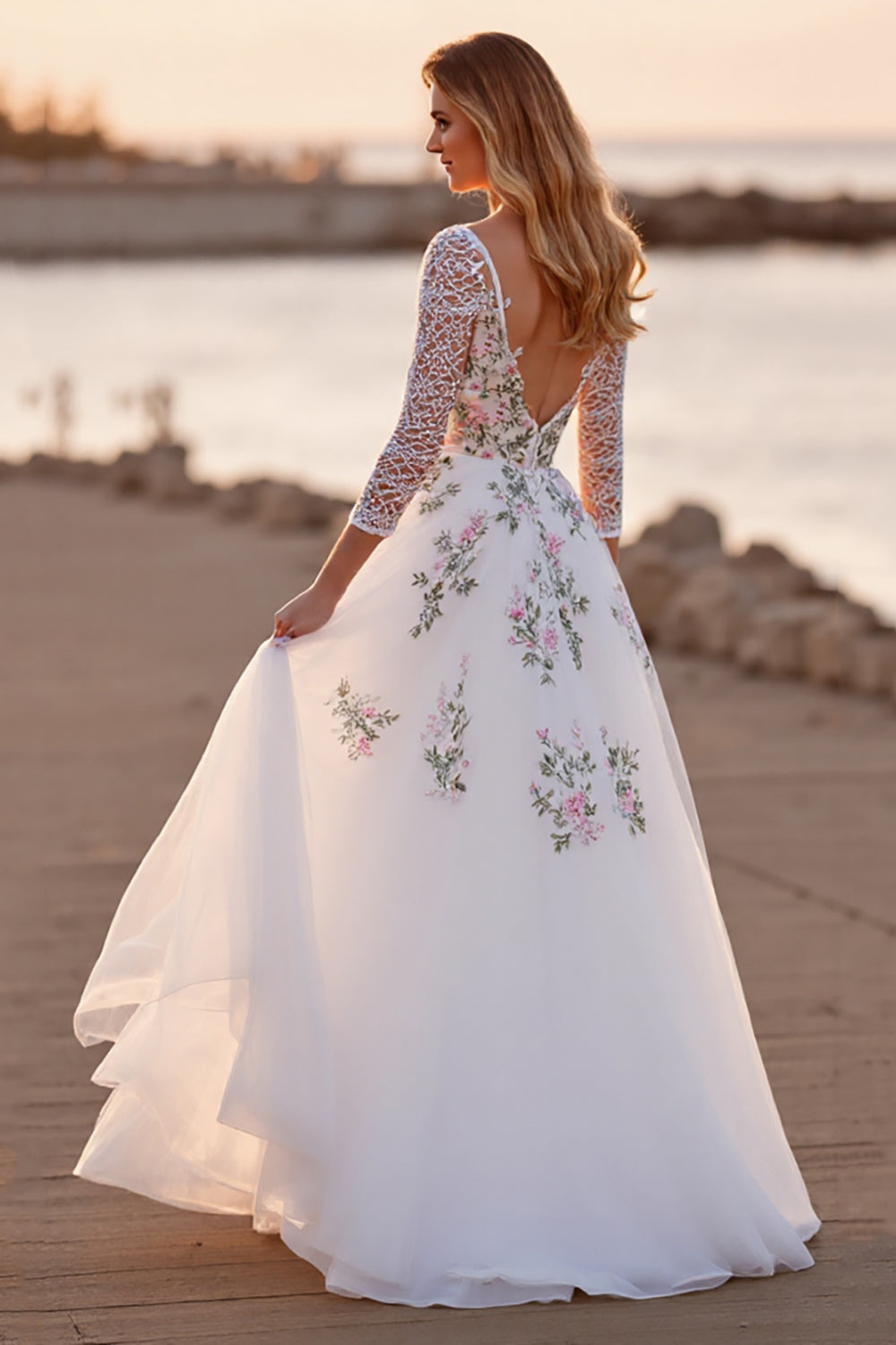 Floral White Applique Long Sleeve Wedding Dress