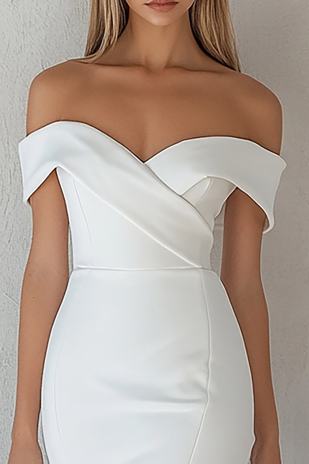 Off The Shoulder White Bodycon Short Graduation Dress