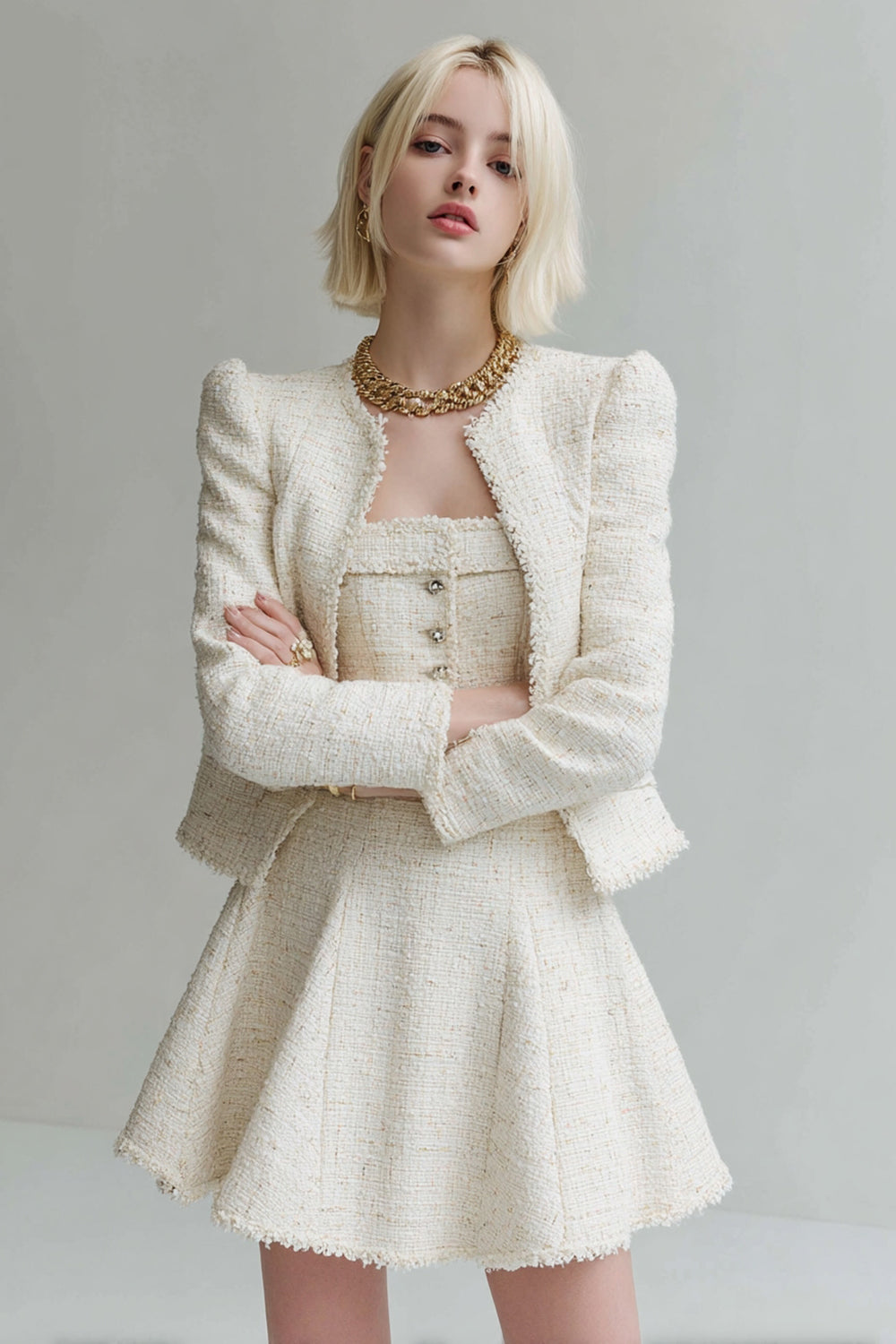 2-Piece White A Line Tweed Skirt Suit