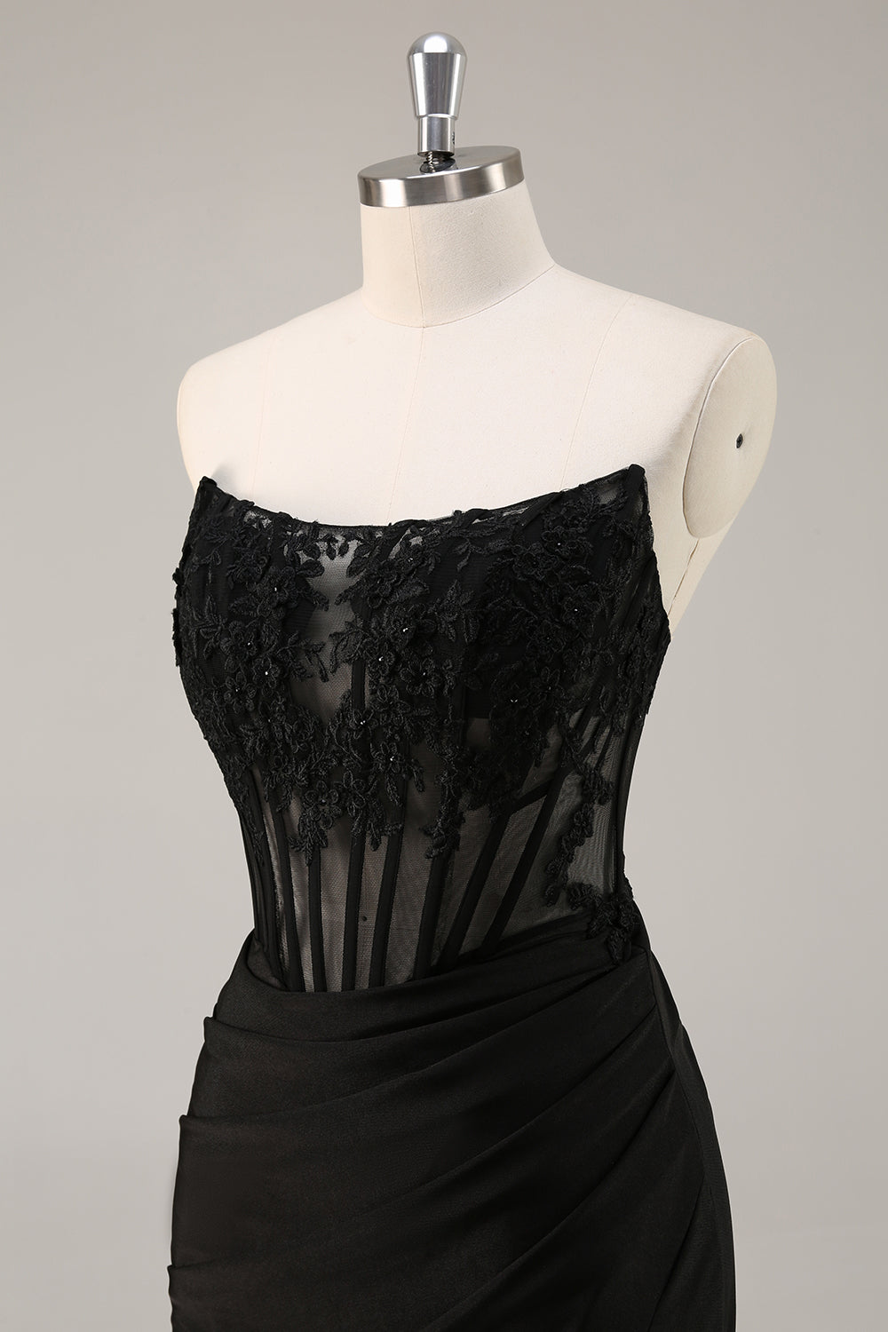 Corset Strapless Black Appliqued Homecoming Dress