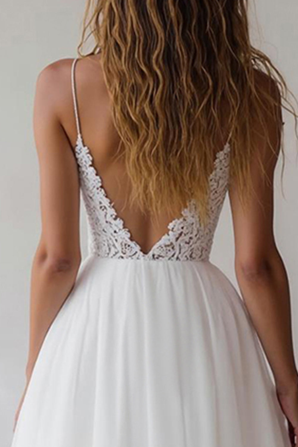 White A-Line Appliqued Spaghetti Straps Engagement Dress