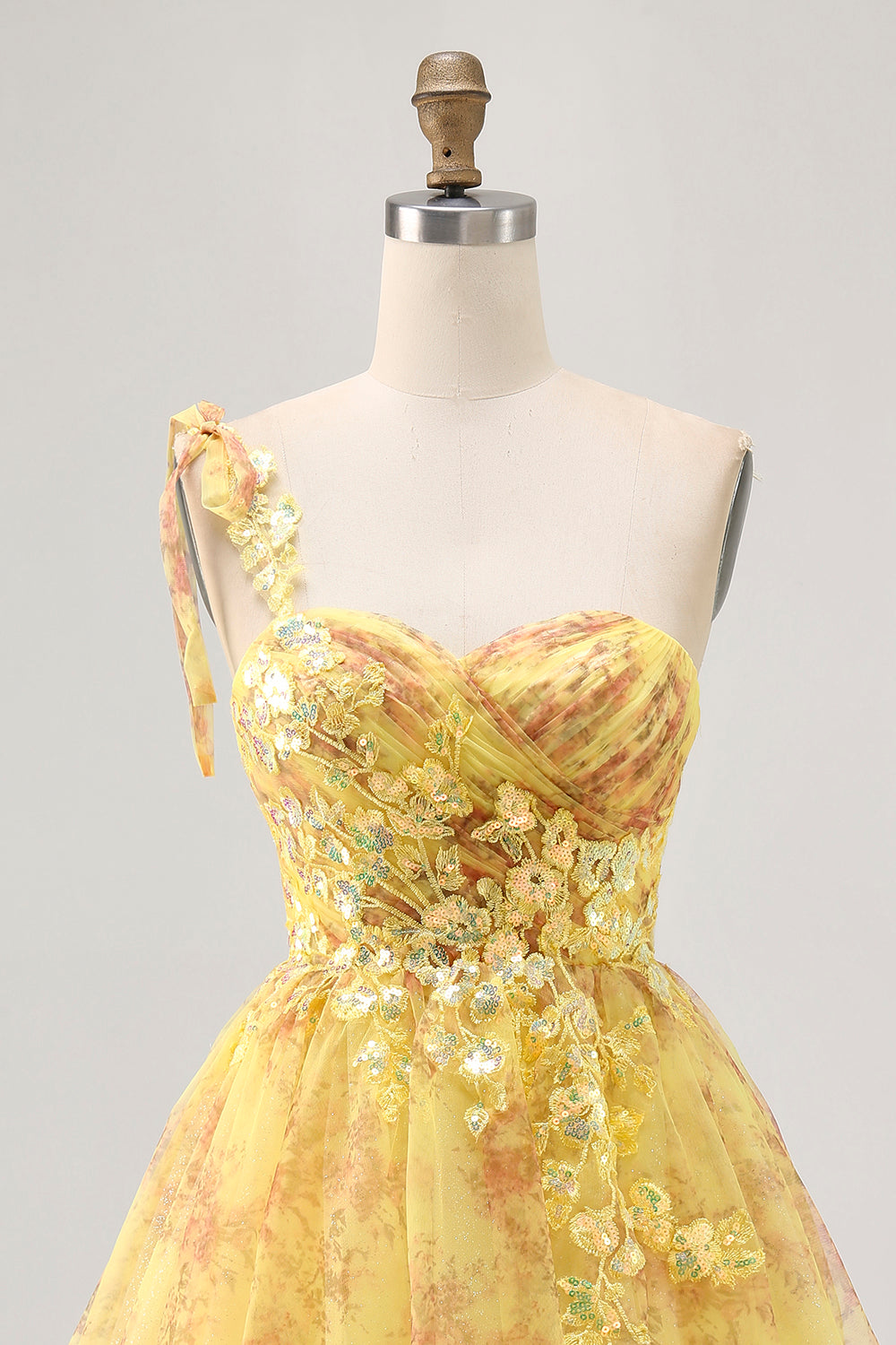 One Shoulder Printed A Line Tulle Yellow Homecoming Dress with Sequins