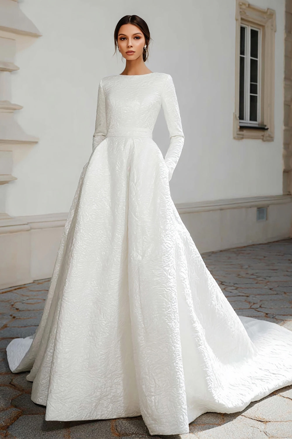 Jacquard A-Line Ivory Long Sleeve Wedding Dress