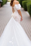 Cold Shoulder Appliqued Mermaid Ivory Wedding Dress