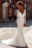 White Mermaid V-Neck Wedding Dress With Lace