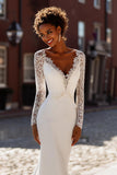 White Mermaid V-Neck Wedding Dress With Lace