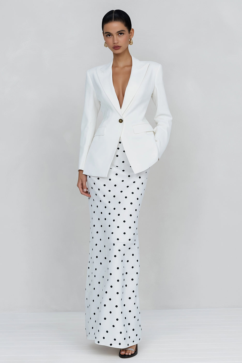 Berylove Women Ivory Polka Dot Suits Peaked Lapel 2 Piece Single Buckle Business Casual Suits, Ivory / L Berylove Women Ivory Polka Dot Suits Peaked Lapel 2 Piece Single Buckle Business Casual Suits, Ivory / L
