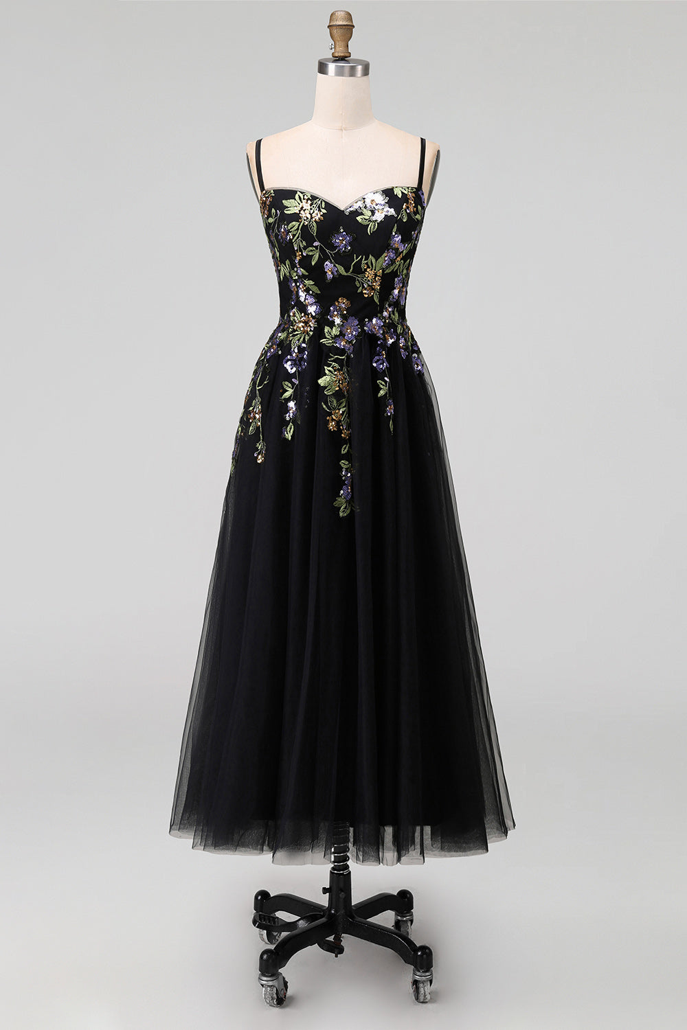 black midi wedding guest dress with Half Sleeves and Pleated V-Neck Model is wearing Black color. Fashion_Sourceress on LTK