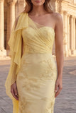 One Shoulder Yellow Mermaid Appliqued Prom Dress