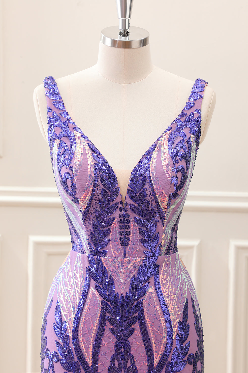 Berylove Women Sparkly Dark Purple Tight Homecoming Dress V Neck Sequined Embroidery Mini Party Dress Berylove Women Sparkly Dark Purple Tight Homecoming Dress V Neck Sequined Embroidery Mini Party Dress